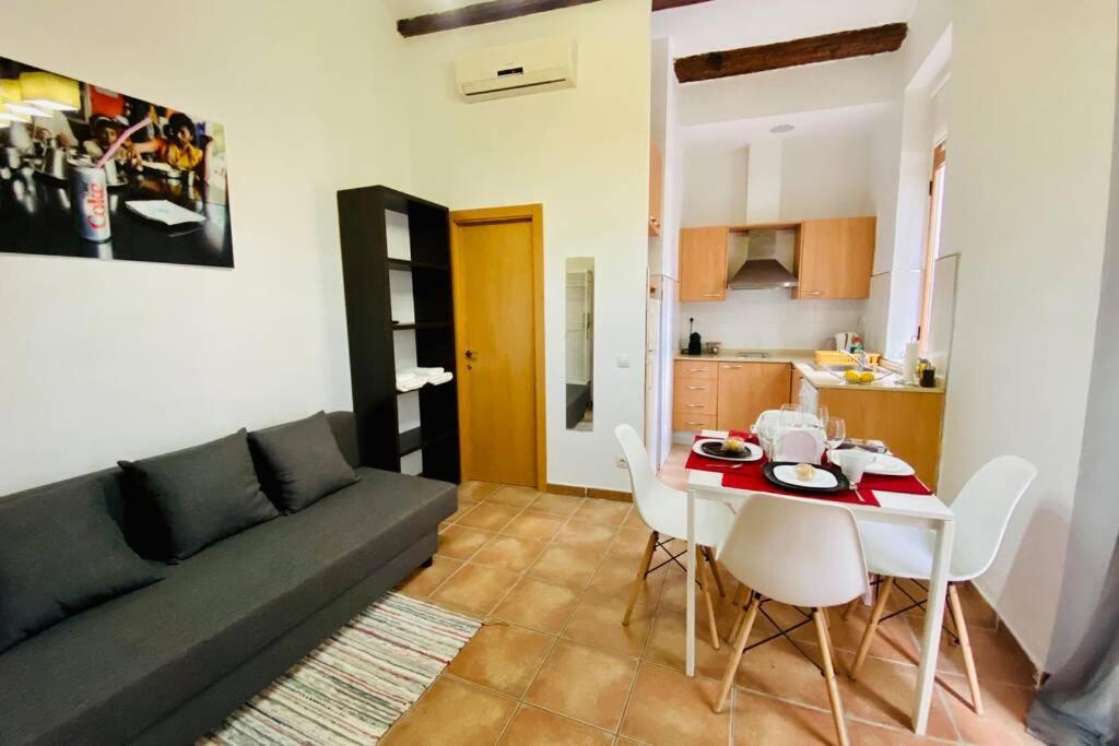 Appartement Acogedor Loft En Centro Historico à Valence Extérieur photo
